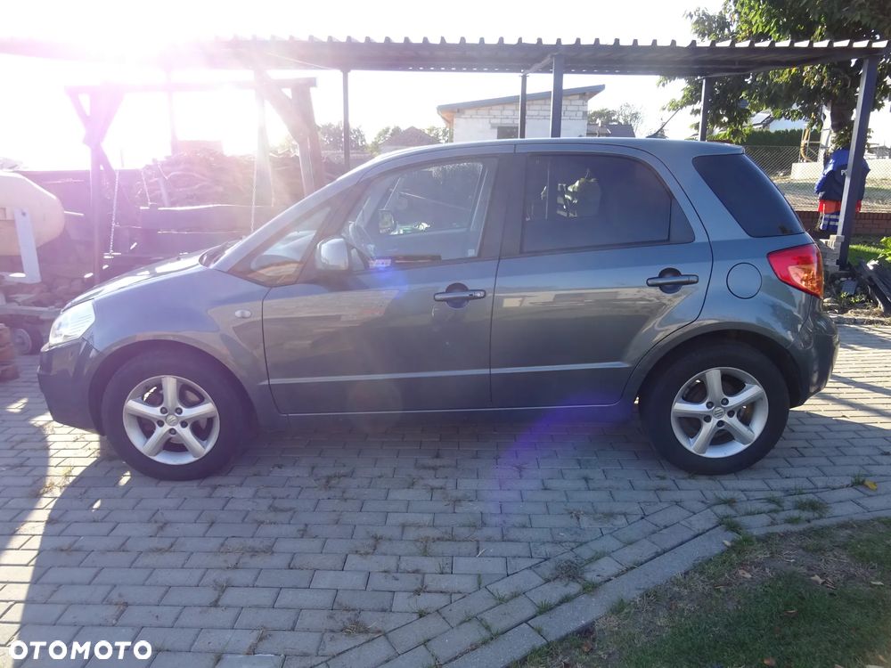 Suzuki SX4 1.6 GLX / Comfort - 3