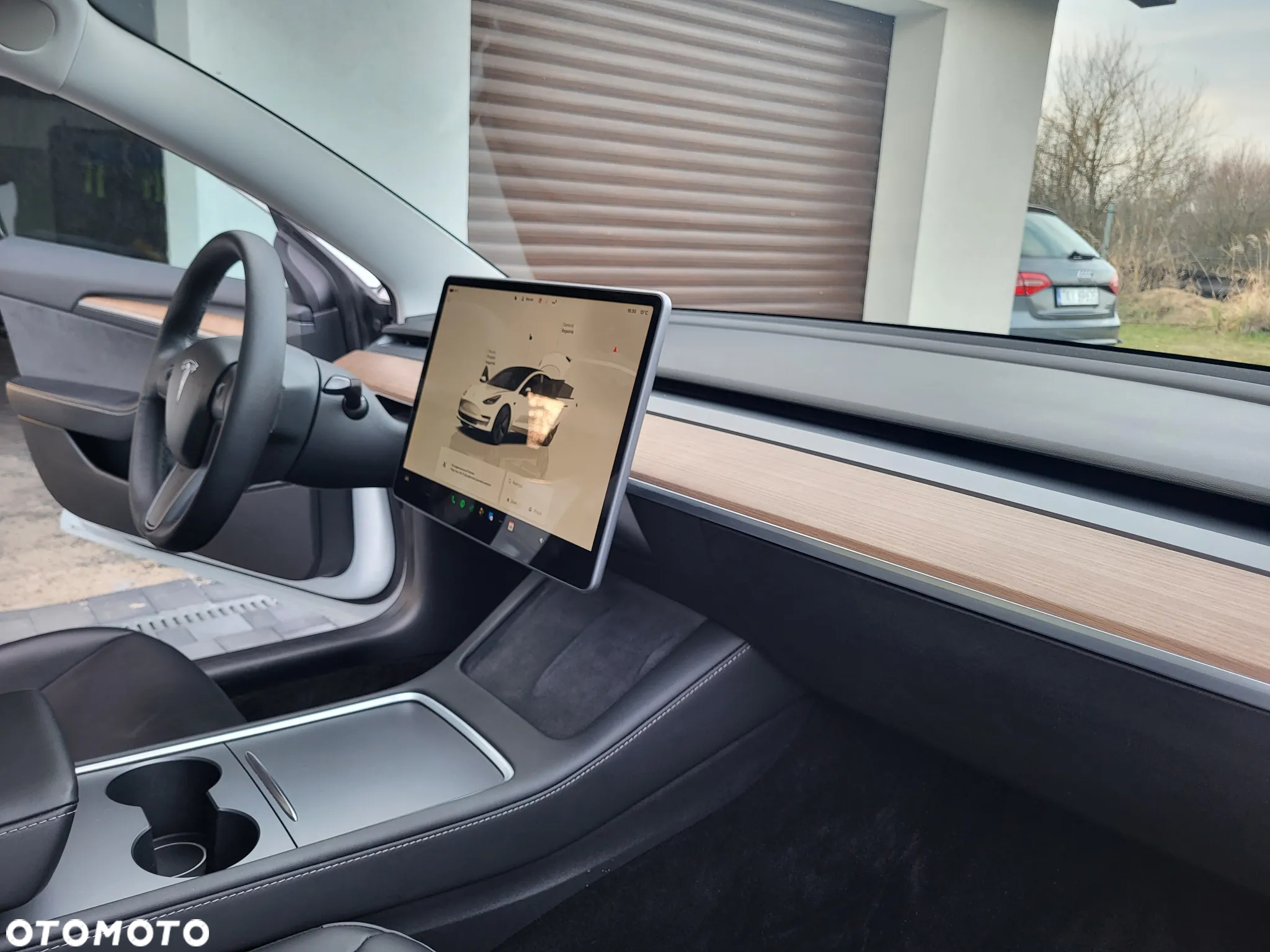 Tesla Model 3 - 27