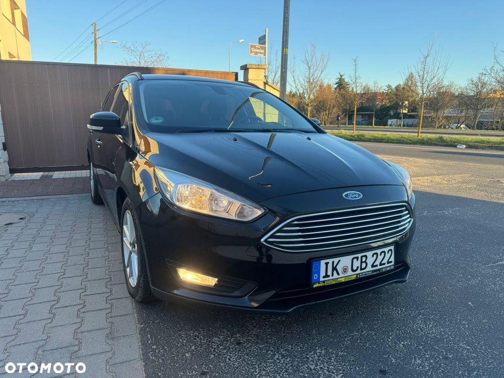 Ford Focus - 32