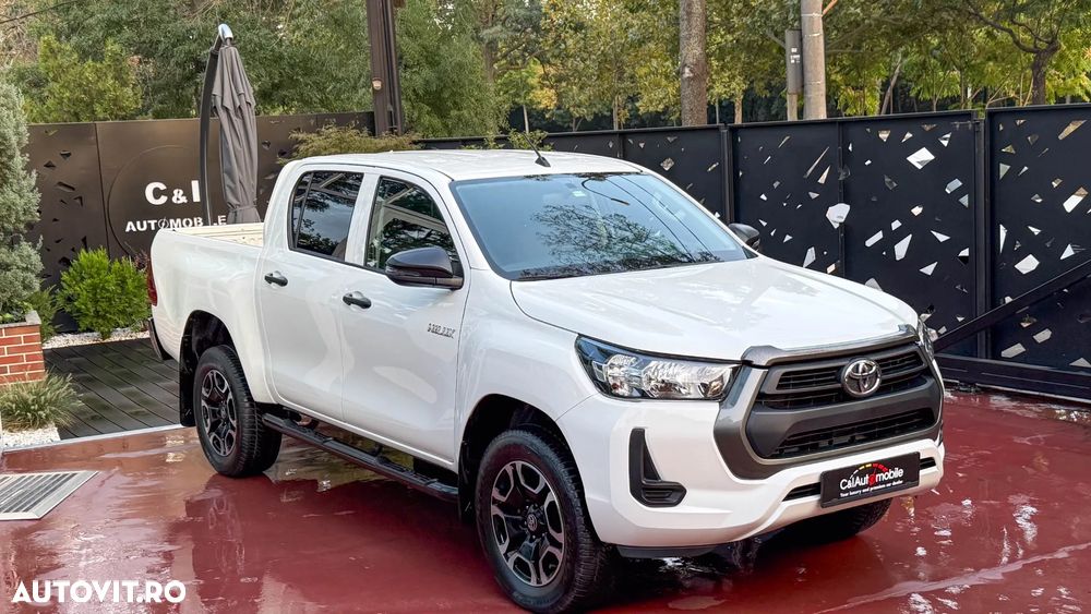 Toyota Hilux 2.4D 150CP 4x4 Double Cab 6MT Comfort - 2