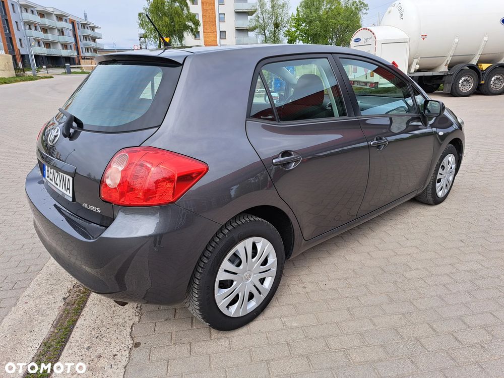 Toyota Auris - 6