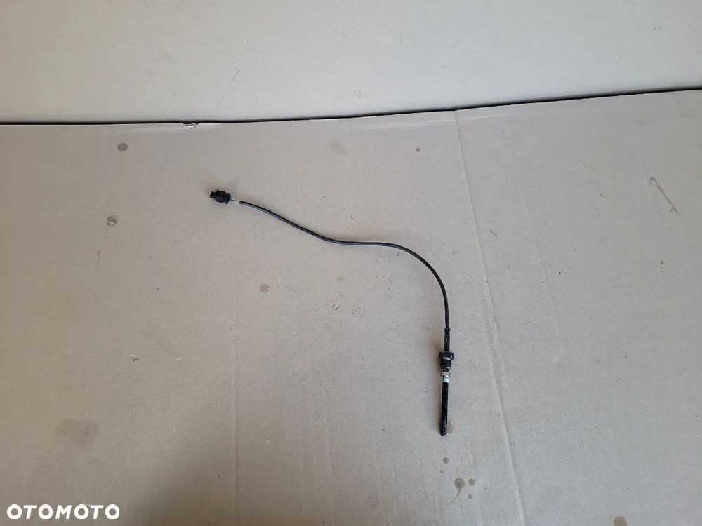 CZUJNIK TEMPERATURY SPALIN MERCEDES A0051531128 - 1