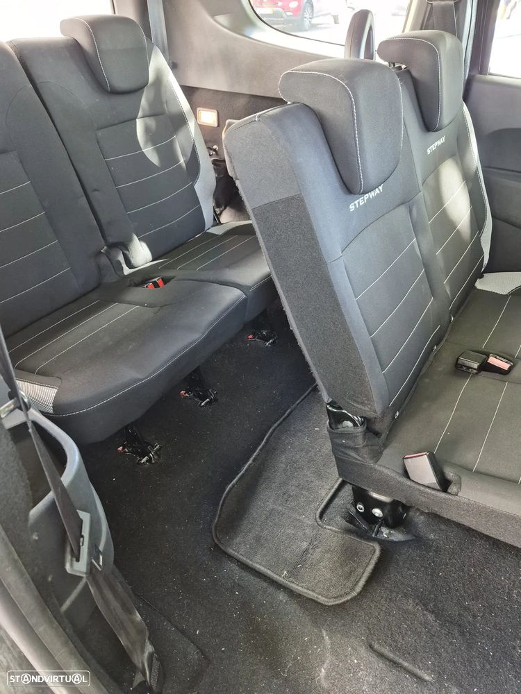 Dacia Lodgy 1.5 Blue dCi Stepway 7L - 14