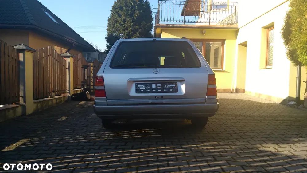 Mercedes-Benz Klasa E - 3