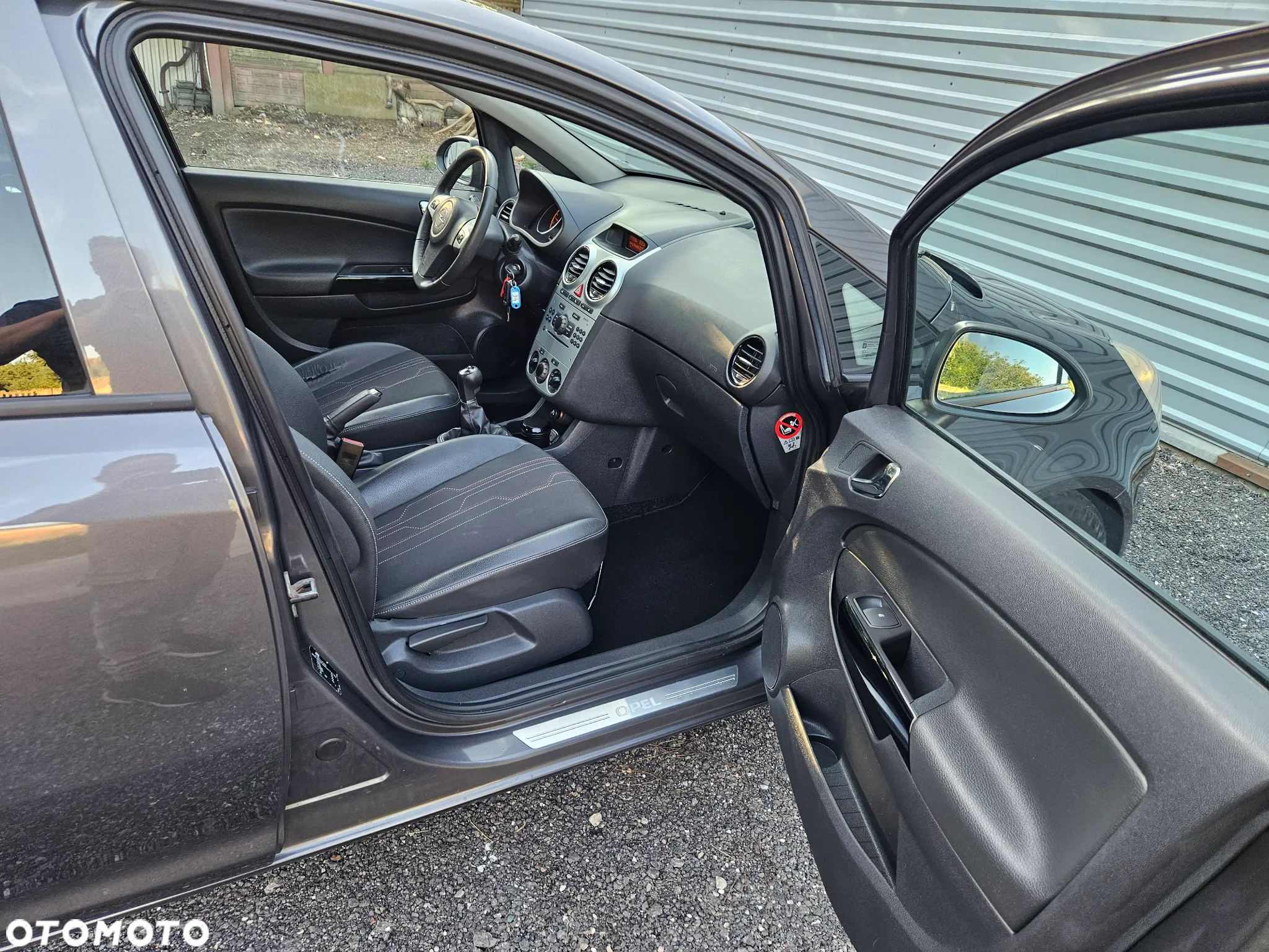 Opel Corsa 1.2 16V Edition 150 - 18
