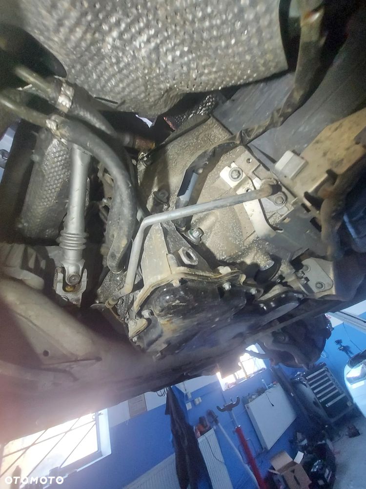 Mercedes-Benz Klasa E 300 BlueTEC 7G-TRONIC Elegance - 14