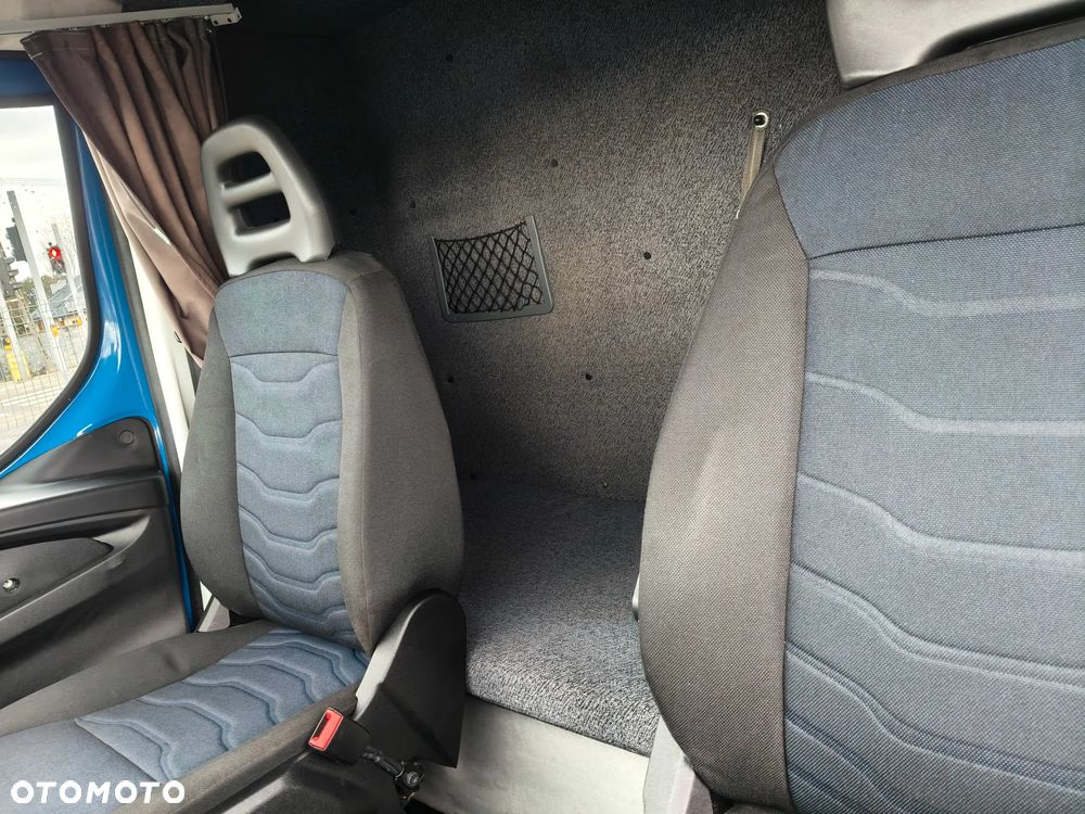 Iveco DAILY 72C80 - 14