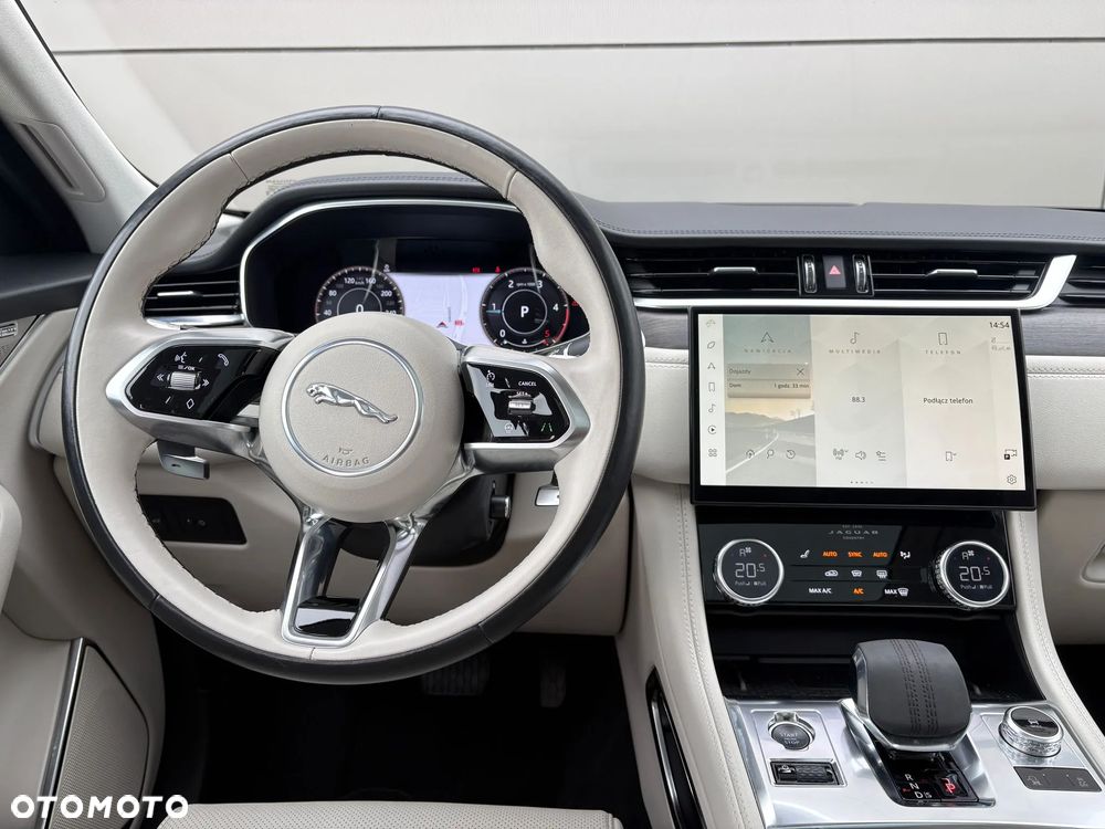 Jaguar F-Pace 2.0 D200 mHEV AWD SE - 12