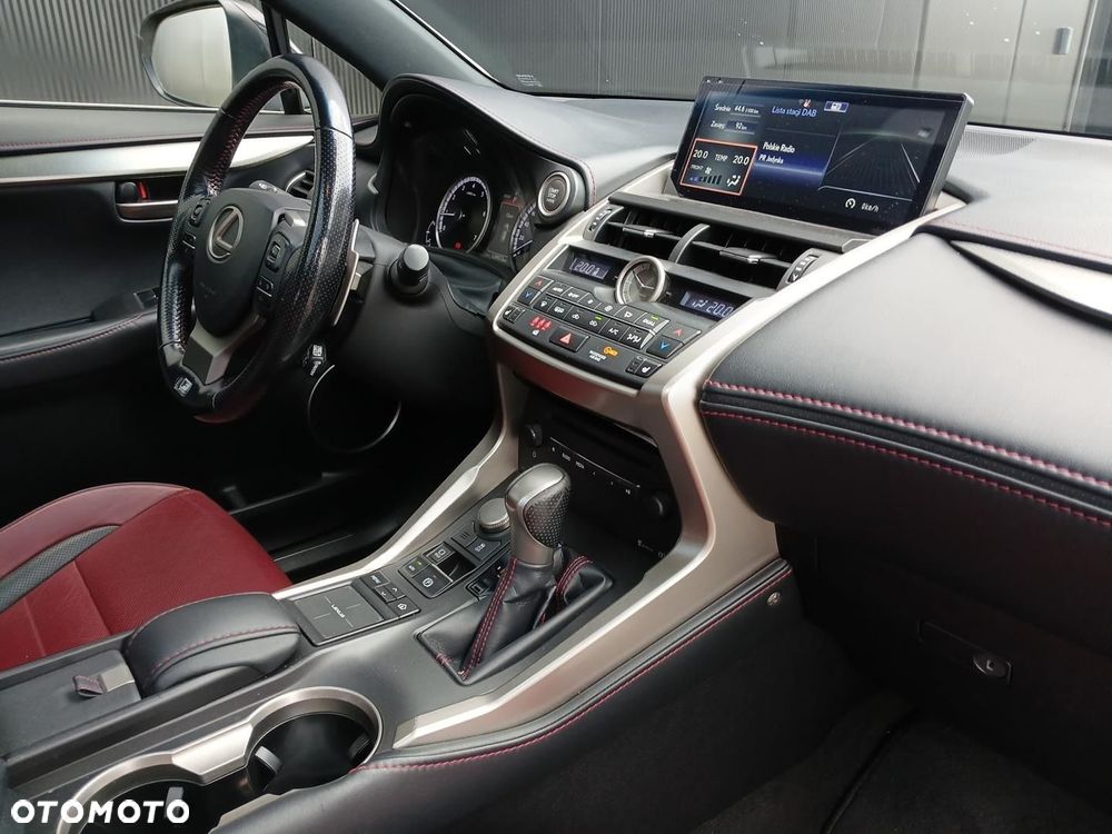 Lexus NX 200t F Sport AWD - 25