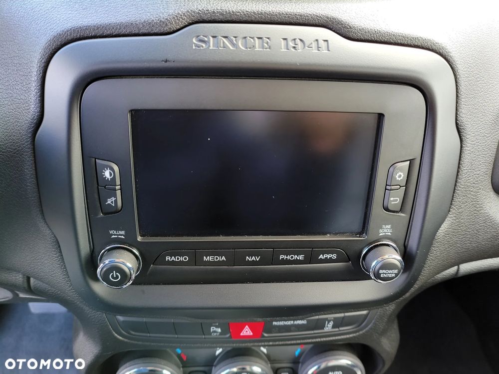 Jeep Renegade 1.4 MultiAir DSG Limited - 29