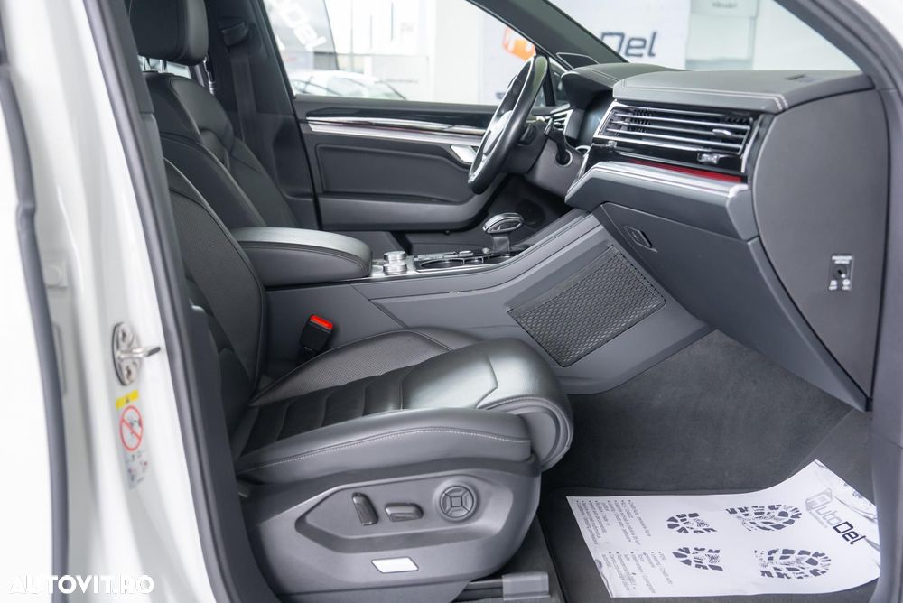 Volkswagen Touareg 3.0 V6 TDI 4Motion DPF Automatik R-Line - 15