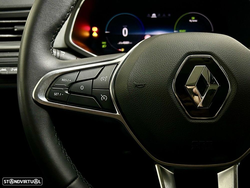 Renault Captur E-TECH 160 INTENS - 12