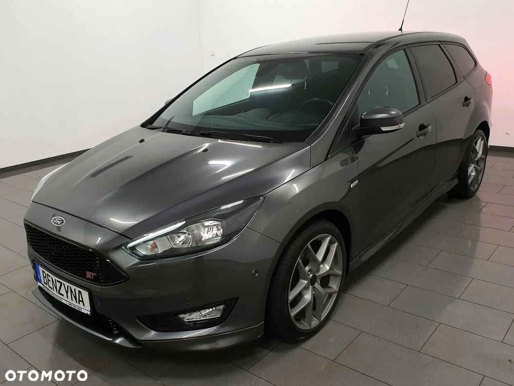 Ford Focus 1.5 EcoBoost STart-Stopp-System ST-LINE - 1