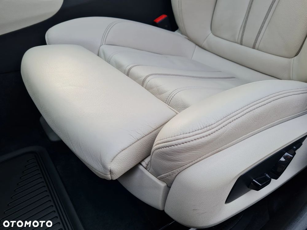 BMW Seria 5 520d Luxury Line - 19