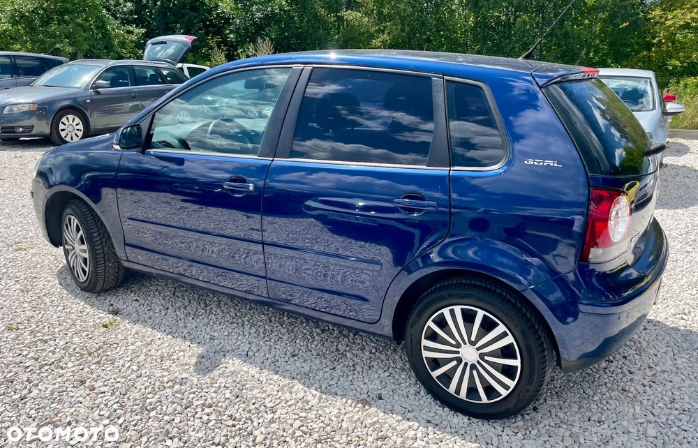 Volkswagen Polo - 16