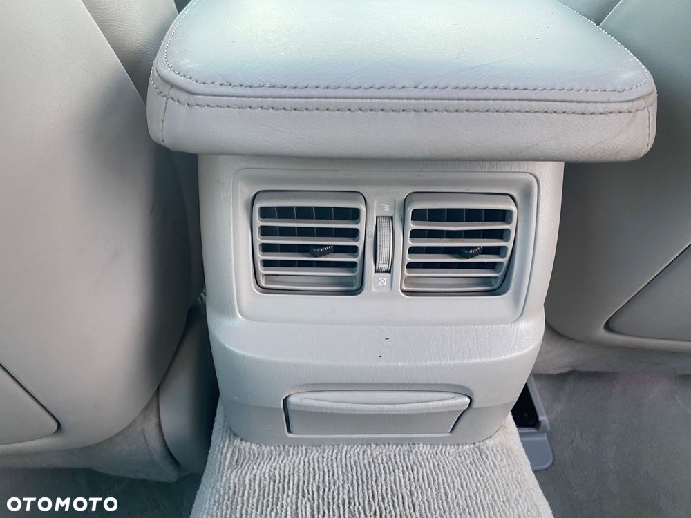 Lexus GS 300 Luxury Line - 34