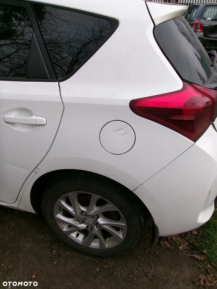 BŁOTNIK TYŁ PRAWY LEWY ĆWIARTKA TOYOTA AURIS II  12-18  HB - 2
