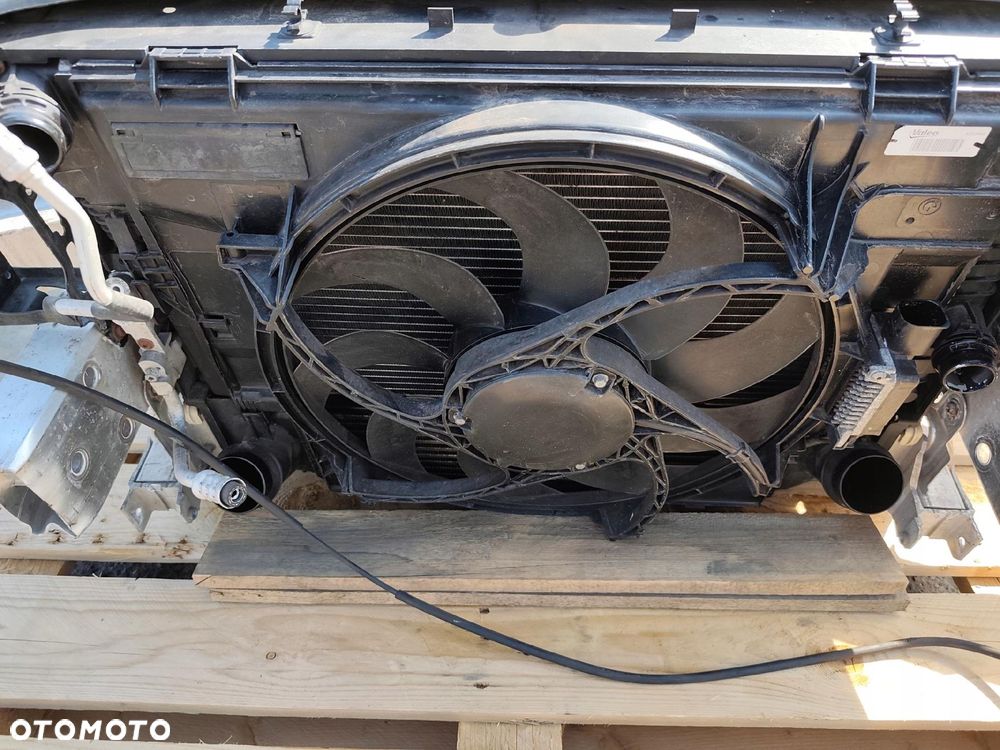 MERCEDES W176 PAS PRZEDNI CHŁODNICE KOMPLET CDI MANUAL - 9