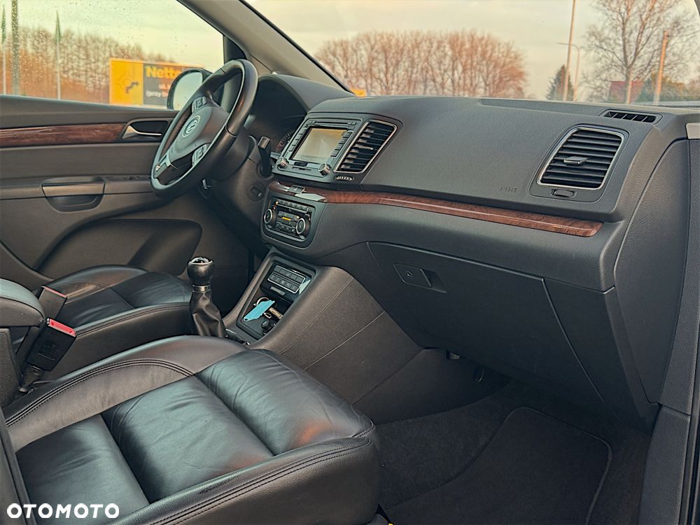 Volkswagen Sharan 2.0 TDI Exclusive Edition - 17