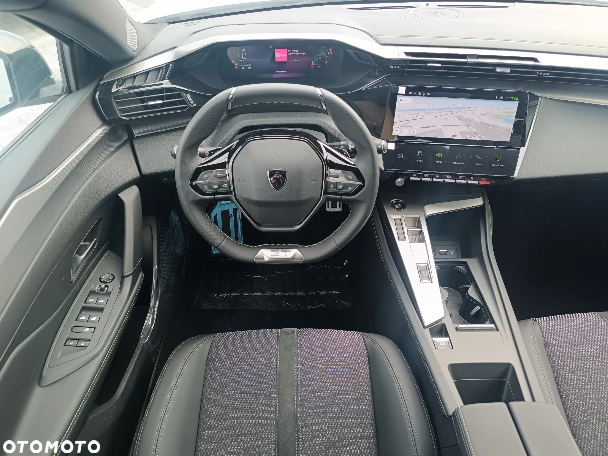 Peugeot 408 - 27