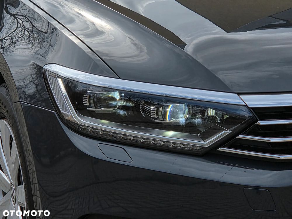 Volkswagen Passat 2.0 TDI (BlueMotion Technology) Trendline - 11