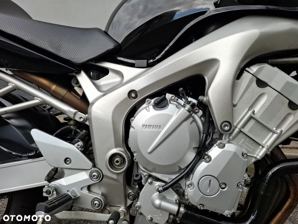 Yamaha FZ6 - 14