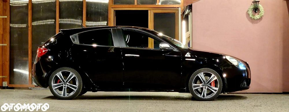 Alfa Romeo Giulietta 1.8 TBi 16V Quadrifoglio Verde - 24