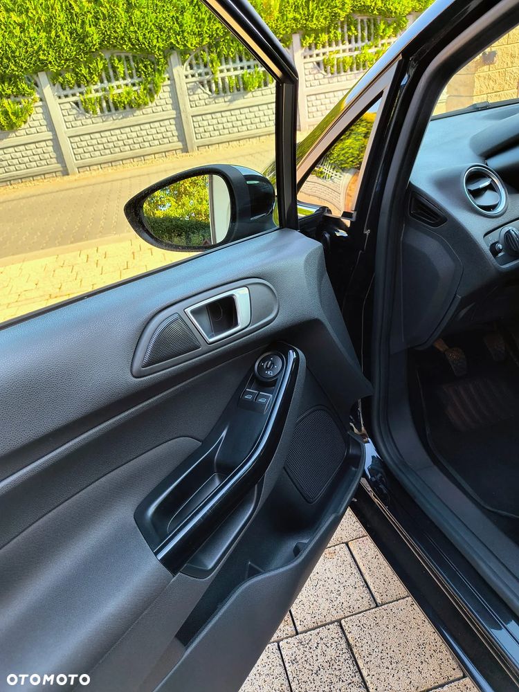 Ford Fiesta 1.0 EcoBoost Titanium - 21
