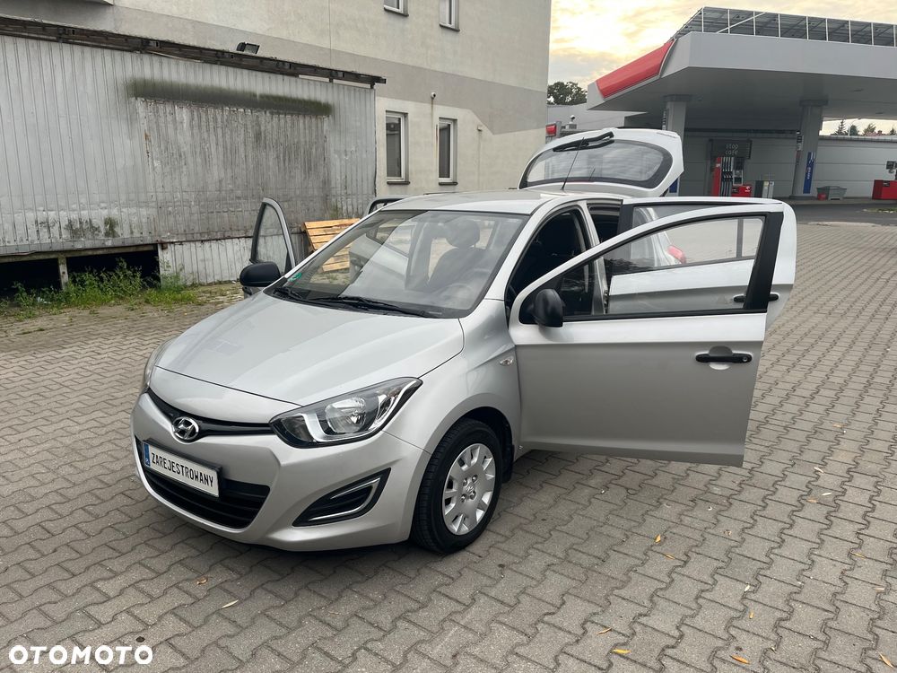 Hyundai i20 - 16