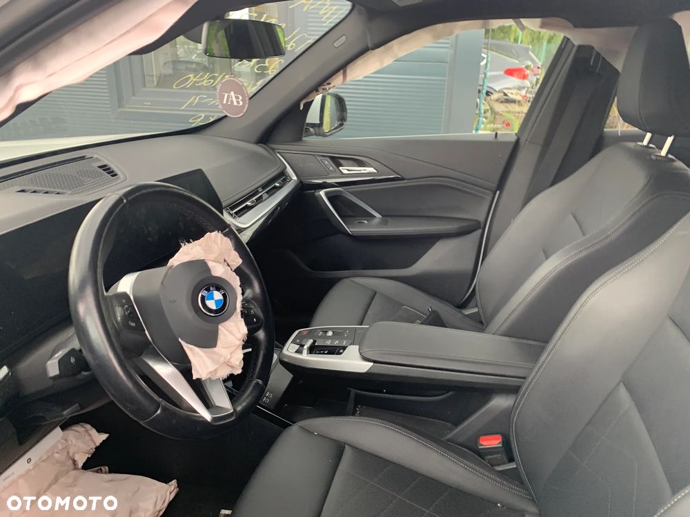 BMW X1 - 11