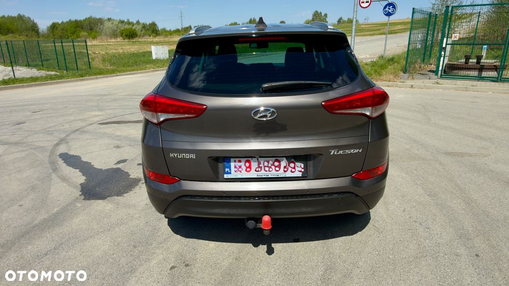 Hyundai Tucson blue 1.7 CRDi 2WD Style - 12