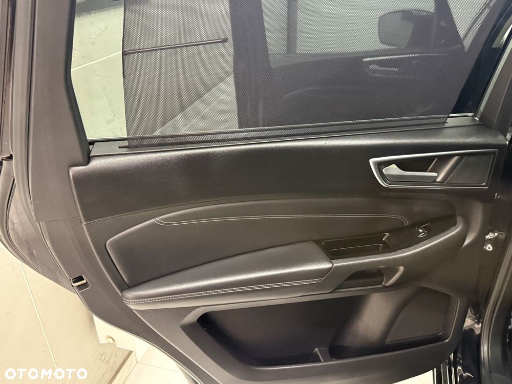 Ford S-Max 2.0 TDCi Titanium PowerShift - 12
