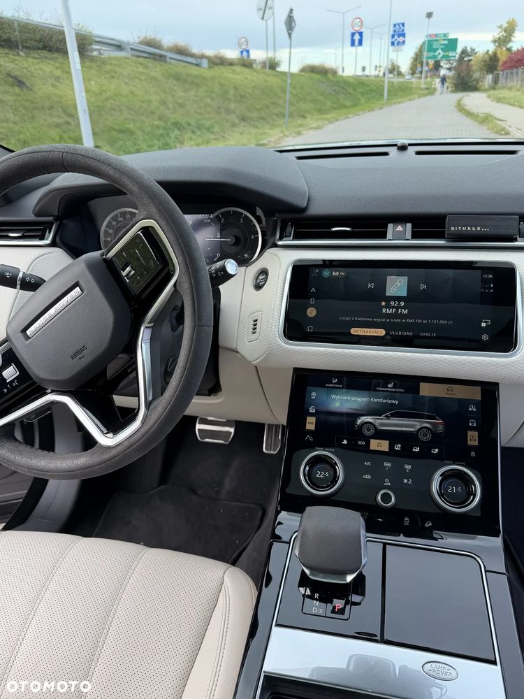 Land Rover Range Rover Velar 2.0 D200 mHEV R-Dynamic SE - 22