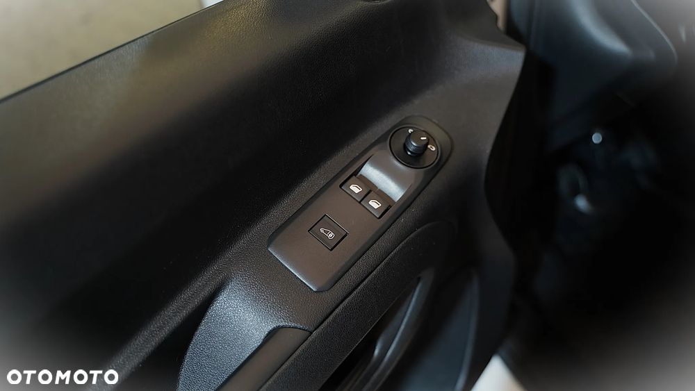 Citroën BERLINGO - 19