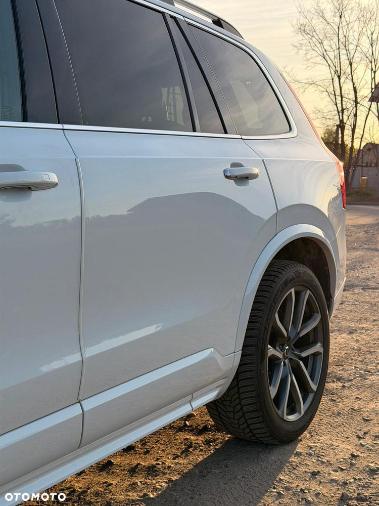 Volvo XC 90 - 16