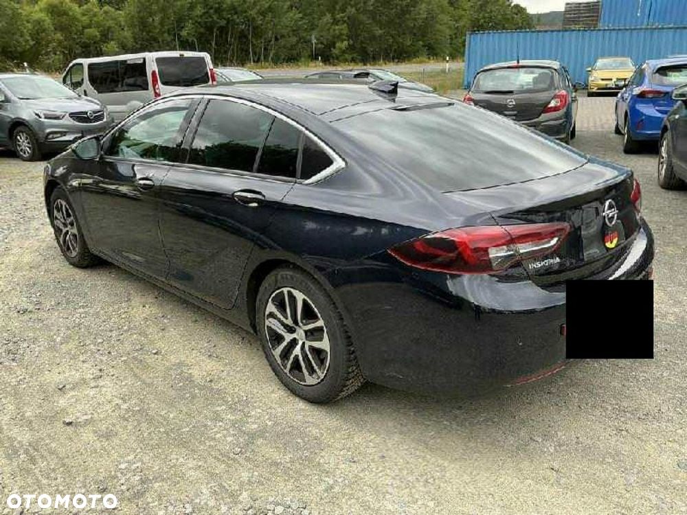Opel Insignia - 2
