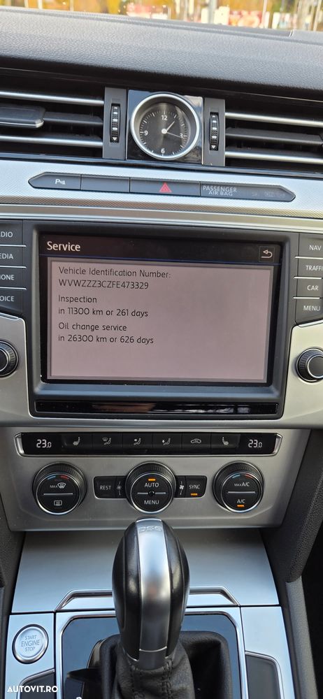 Volkswagen Passat - 11