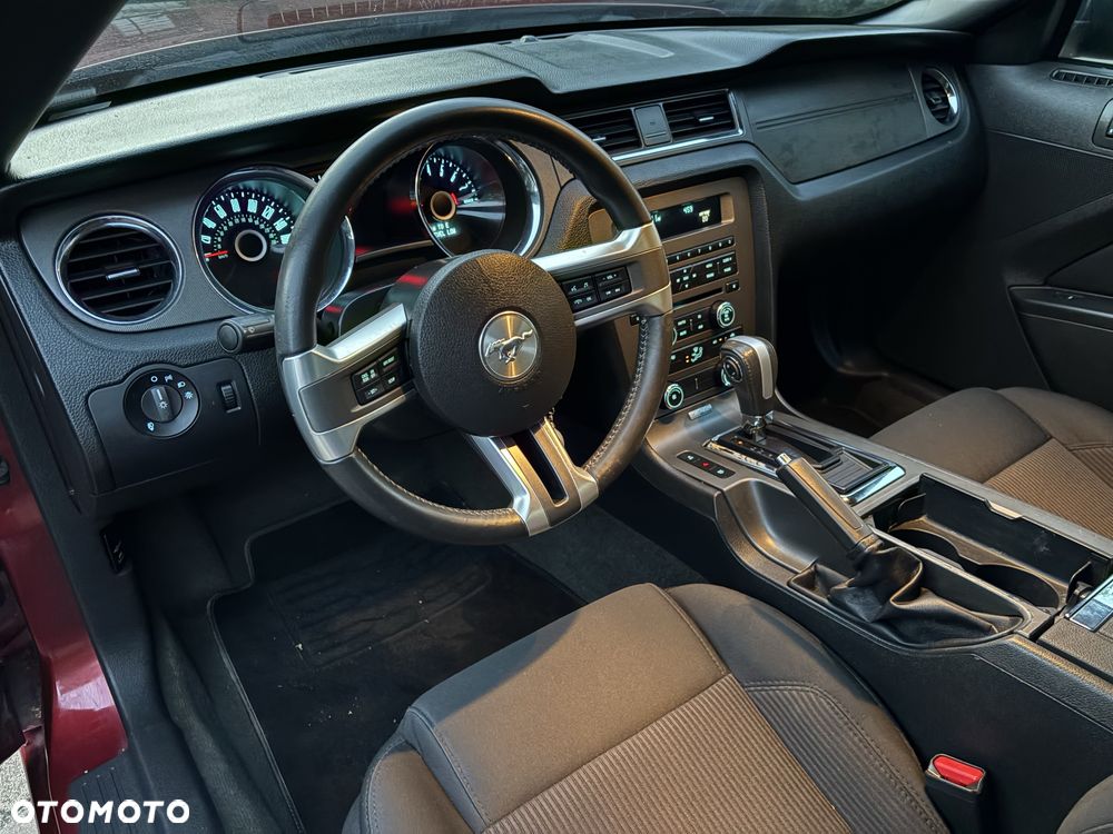 Ford Mustang - 6