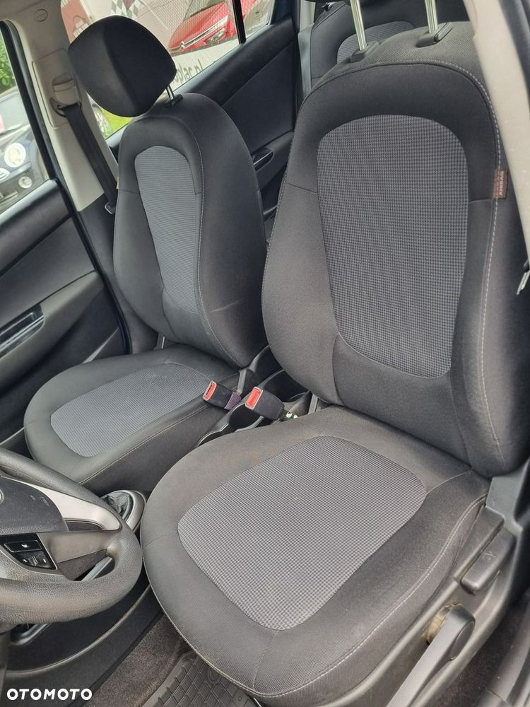 Hyundai i20 - 12