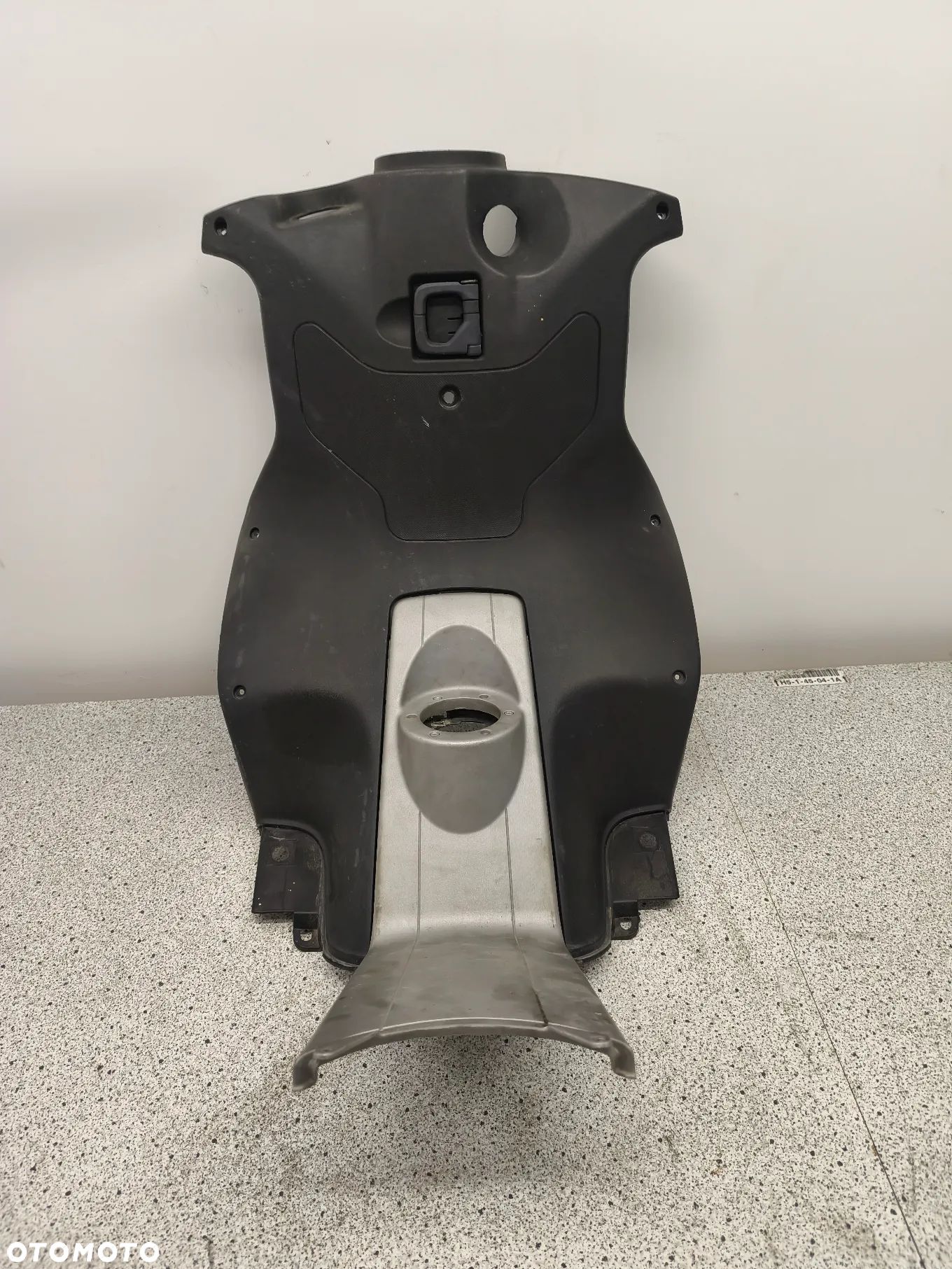Osłona kolan, kokpit Piaggio NRG - 1