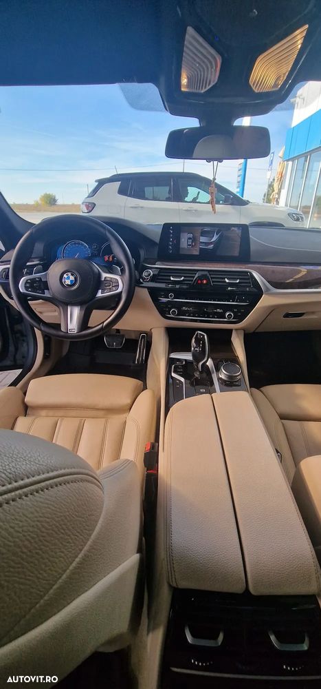 BMW Seria 5 520d xDrive AT - 3