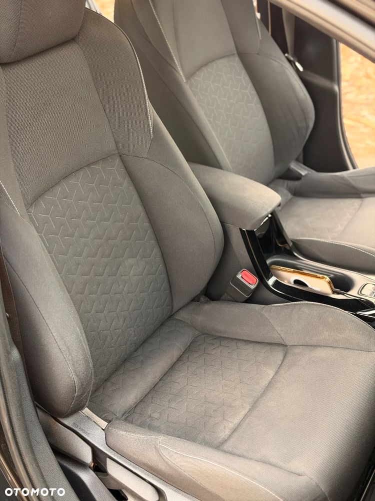 Toyota Corolla - 36