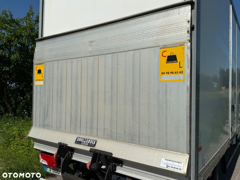 Mercedes-Benz Sprinter - 7