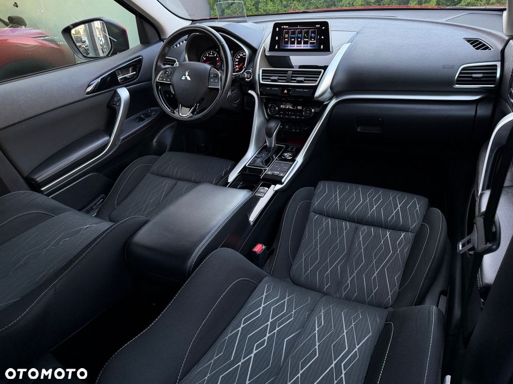 Mitsubishi Eclipse Cross 1.5 T-MIVEC ClearTec CVT 4WD Diamant Edition Plus - 22
