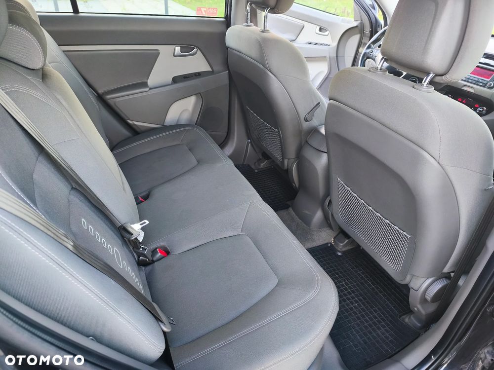 Kia Sportage 1.6 GDI L 2WD - 16