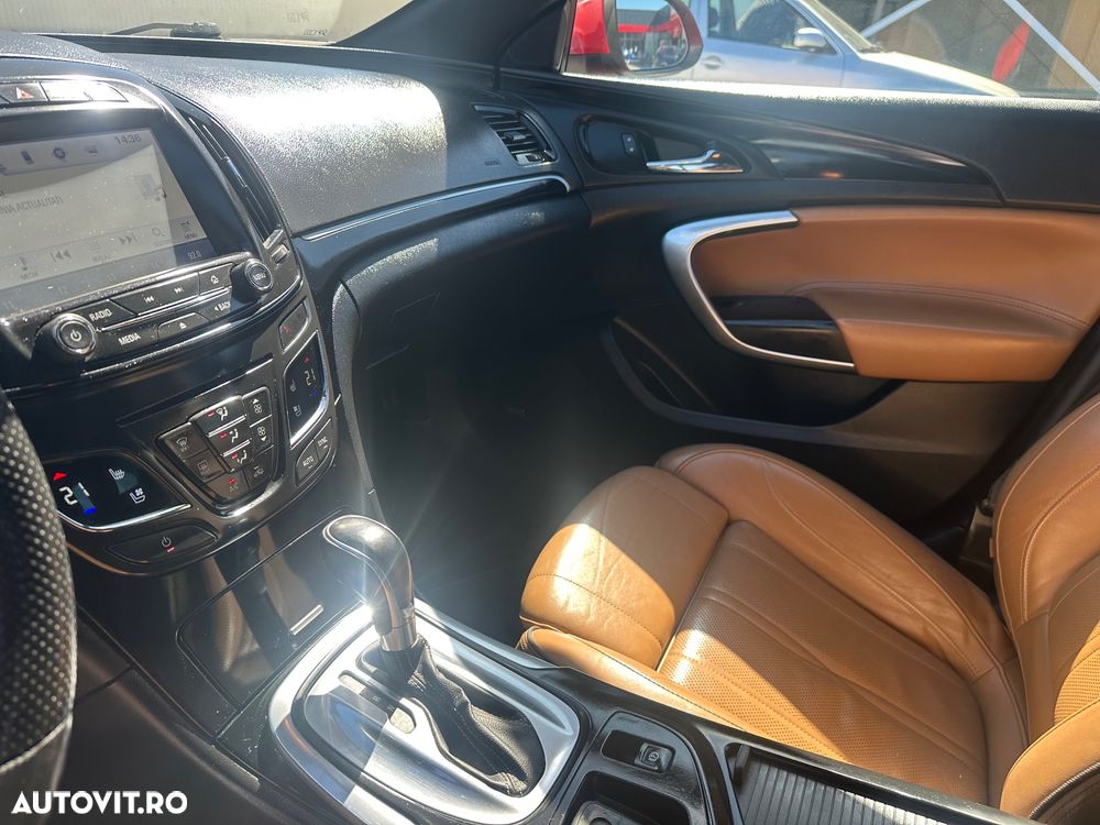 Opel Insignia - 8