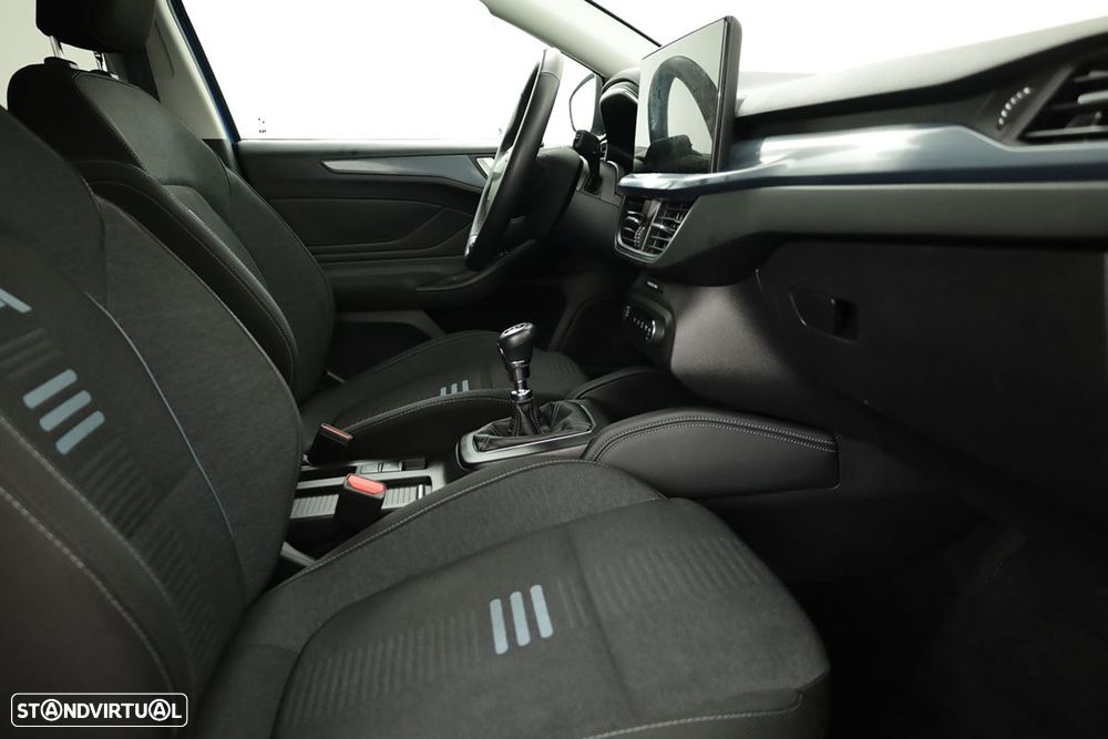 Ford Focus SW 1.0 EcoBoost MHEV Active X - 21