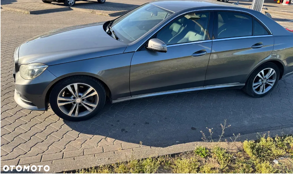 Mercedes-Benz Klasa E 200 BlueTEC 7G-TRONIC Classic - 17