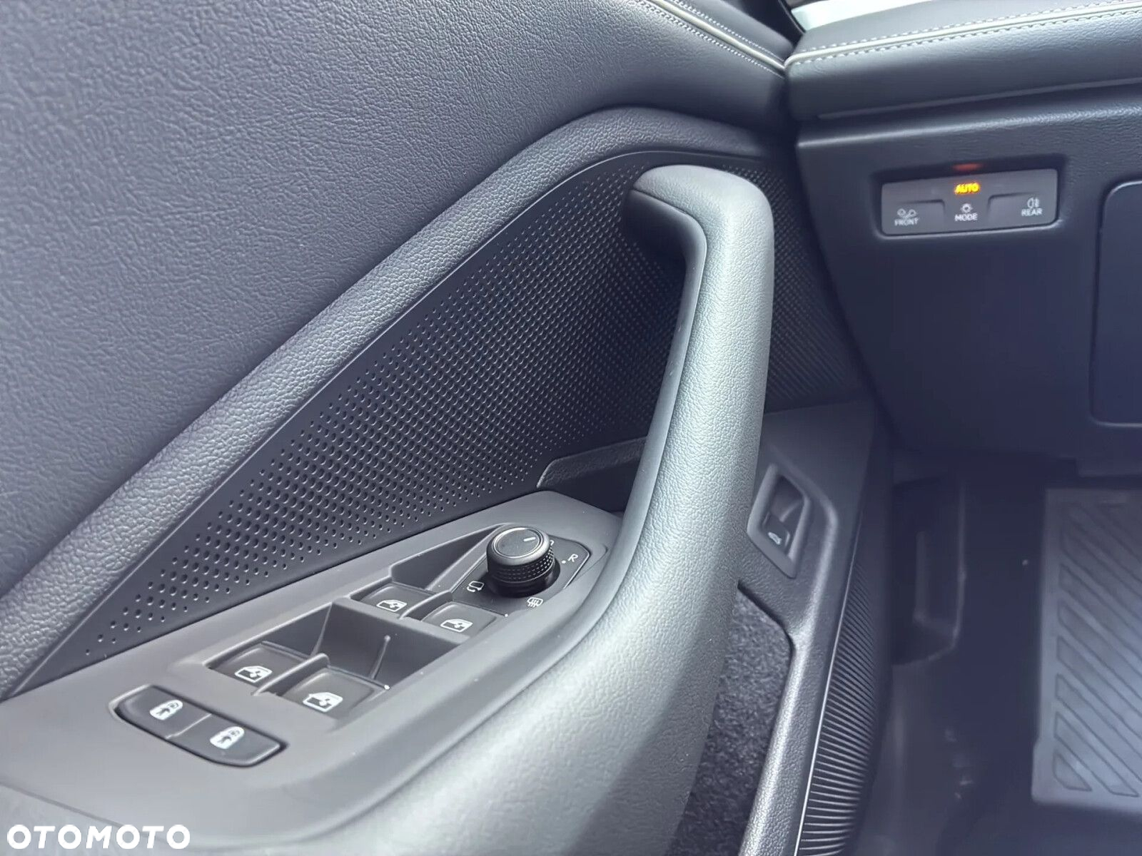 Volkswagen Passat - 18