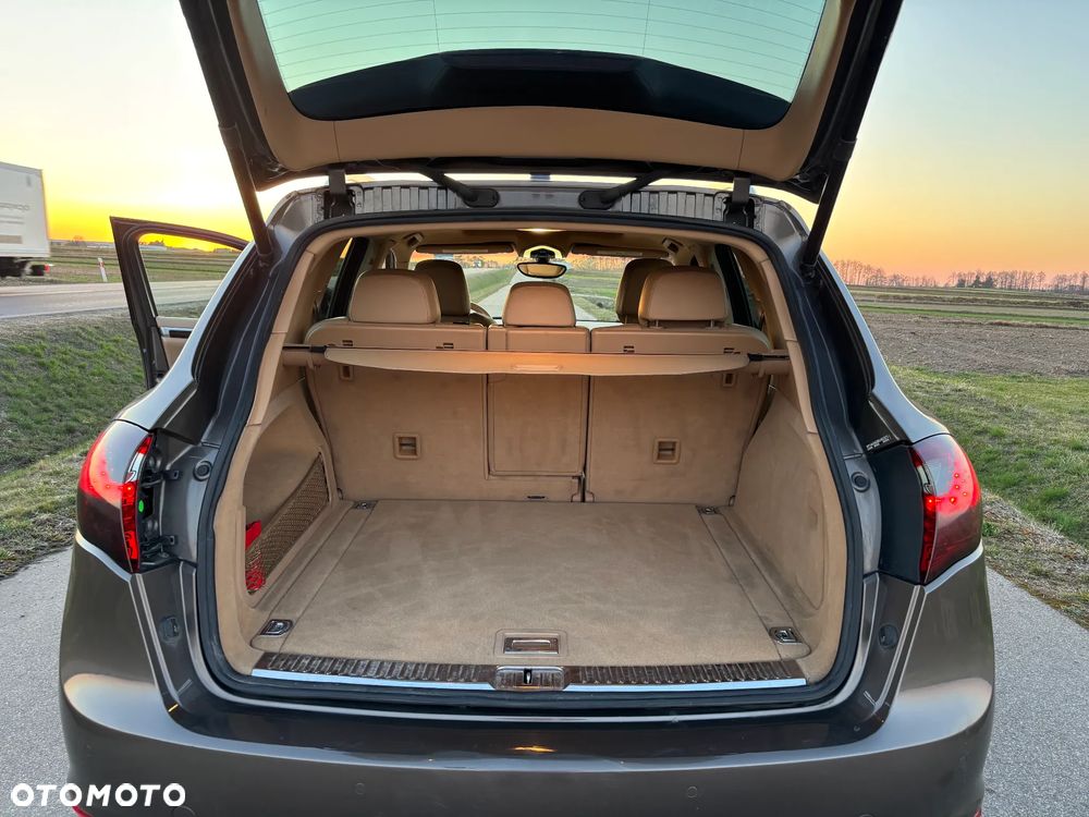 Porsche Cayenne Tiptronic S - 9